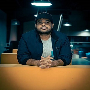 1محمود-عزیز-محمد-متخصص-سئو